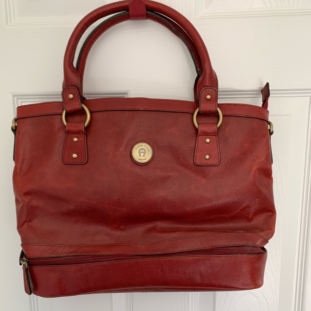 Etienne aigner purse